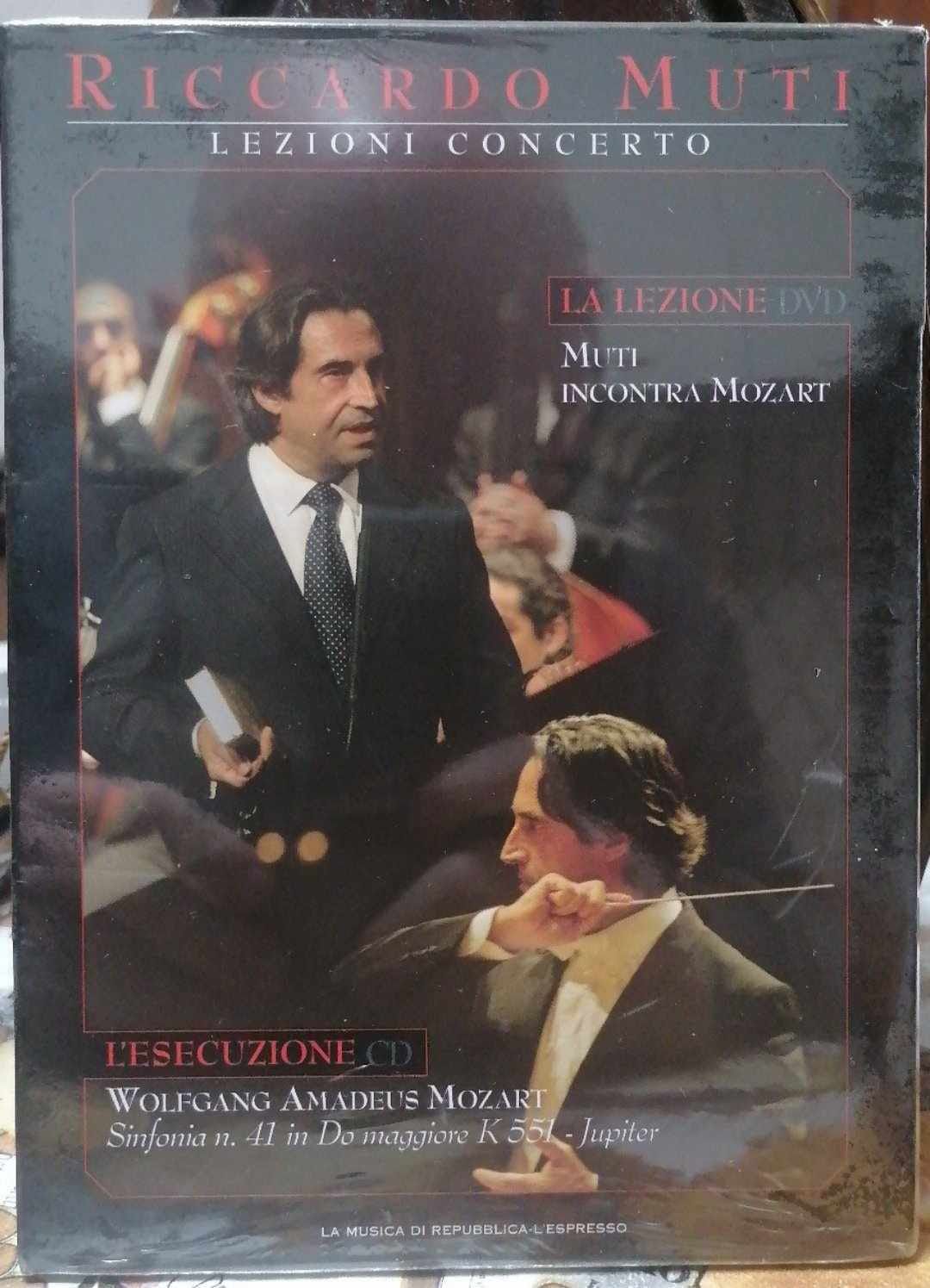 TeknoFilm - DVD + CD – LEZIONI CONCERTO - Riccardo Muti INCONTRA MOZART (2009) - REPUBBLICA/L'ESPRESSO TeknoFilm - DVD + CD – LEZIONI CONCERTO - Riccardo Muti INCONTRA MOZART (2009) - REPUBBLICA/L'ESPRESSO
