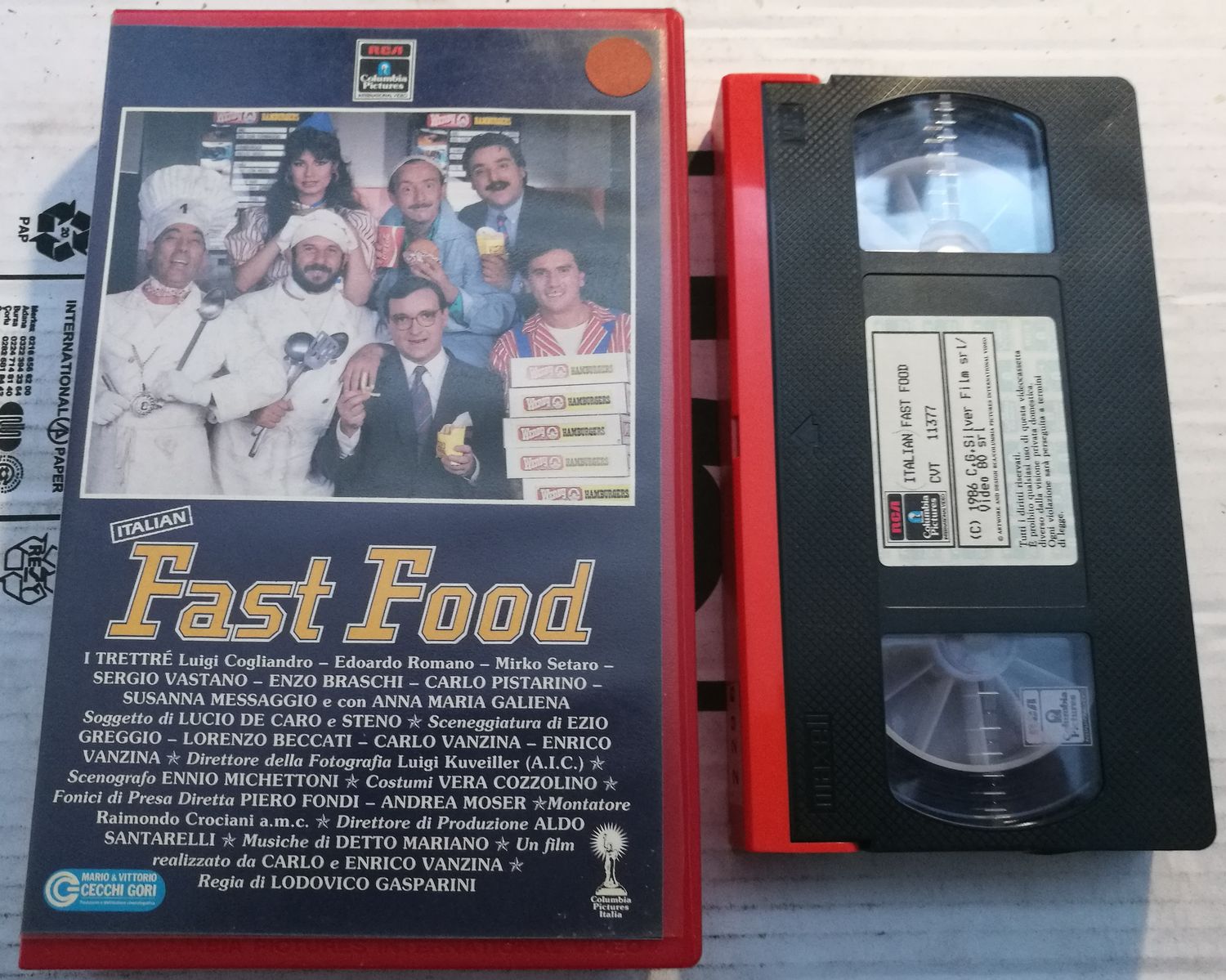 TeknoFilm - VHS - ITALIAN FAST FOOD di Lodovico Gasparini (1986) - RCA TeknoFilm - VHS - ITALIAN FAST FOOD di Lodovico Gasparini (1986) - RCA