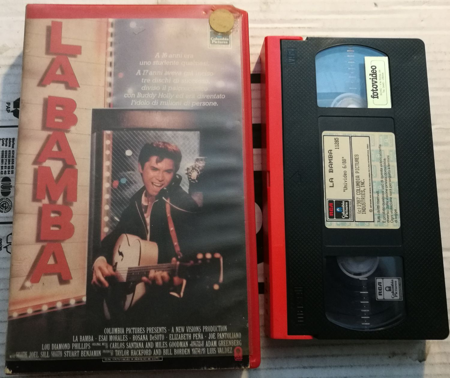 TeknoFilm - VHS - LA BAMBA di Luis Valdez (1987) - RCA TeknoFilm - VHS - LA BAMBA di Luis Valdez (1987) - RCA