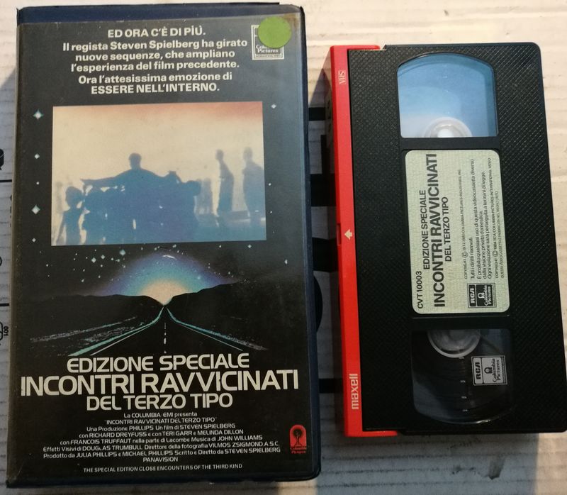 TeknoFilm - VHS (Box blu orig. RCA) – INCONTRI RAVVICINATI DEL TERZO TIPO di Steven Spielberg (1977) - RCA TeknoFilm - VHS (Box blu orig. RCA) – INCONTRI RAVVICINATI DEL TERZO TIPO di Steven Spielberg (1977) - RCA