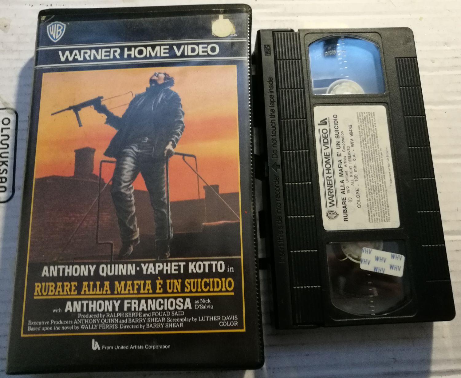 TeknoFilm – VHS – RUBARE ALLA MAFIA E' UN SUICIDIO di Barry Shear (1973) - WARNER BROS TeknoFilm – VHS – RUBARE ALLA MAFIA E' UN SUICIDIO di Barry Shear (1973) - WARNER BROS