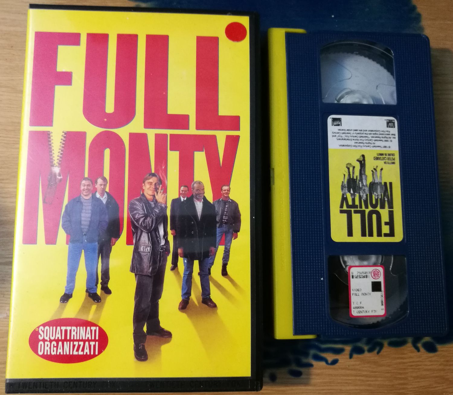 TeknoFilm – VHS – FULL MONTY di Peter Cattaneo (1997) - 20TH CENTURY FOX TeknoFilm – VHS – FULL MONTY di Peter Cattaneo (1997) - 20TH CENTURY FOX