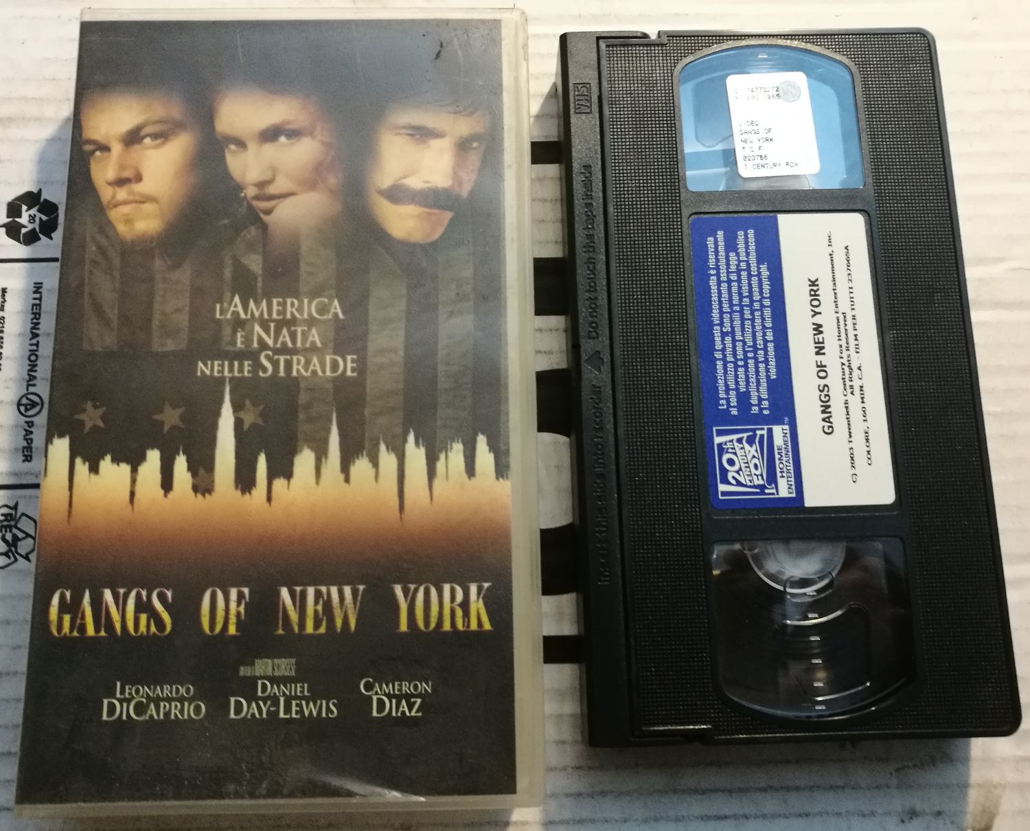 TeknoFilm – VHS – GANGS OF NEW YORK di Martin Scorsese (2002) - 20TH CENTURY FOX TeknoFilm – VHS – GANGS OF NEW YORK di Martin Scorsese (2002) - 20TH CENTURY FOX