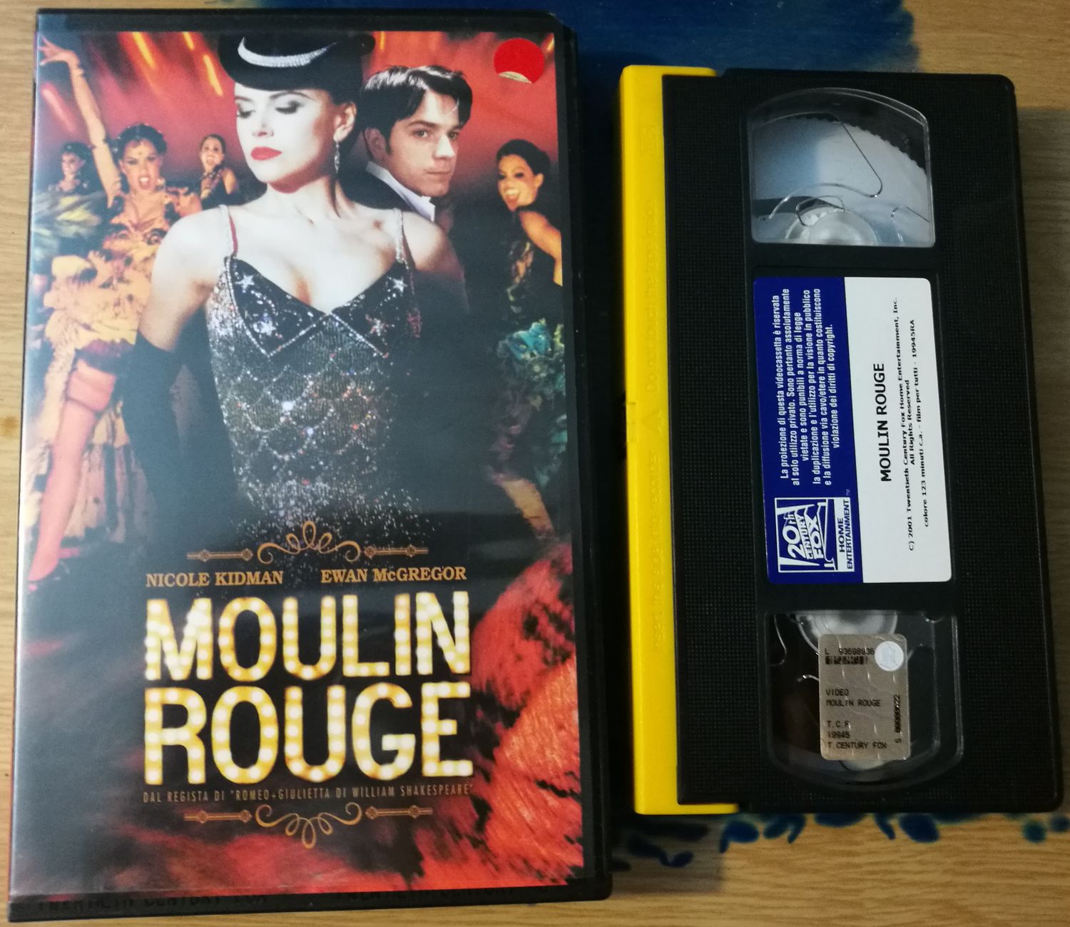 TeknoFilm – VHS – MOULIN ROUGE di Baz Luhrmann (2001) - 20TH CENTURY FOX TeknoFilm – VHS – MOULIN ROUGE di Baz Luhrmann (2001) - 20TH CENTURY FOX