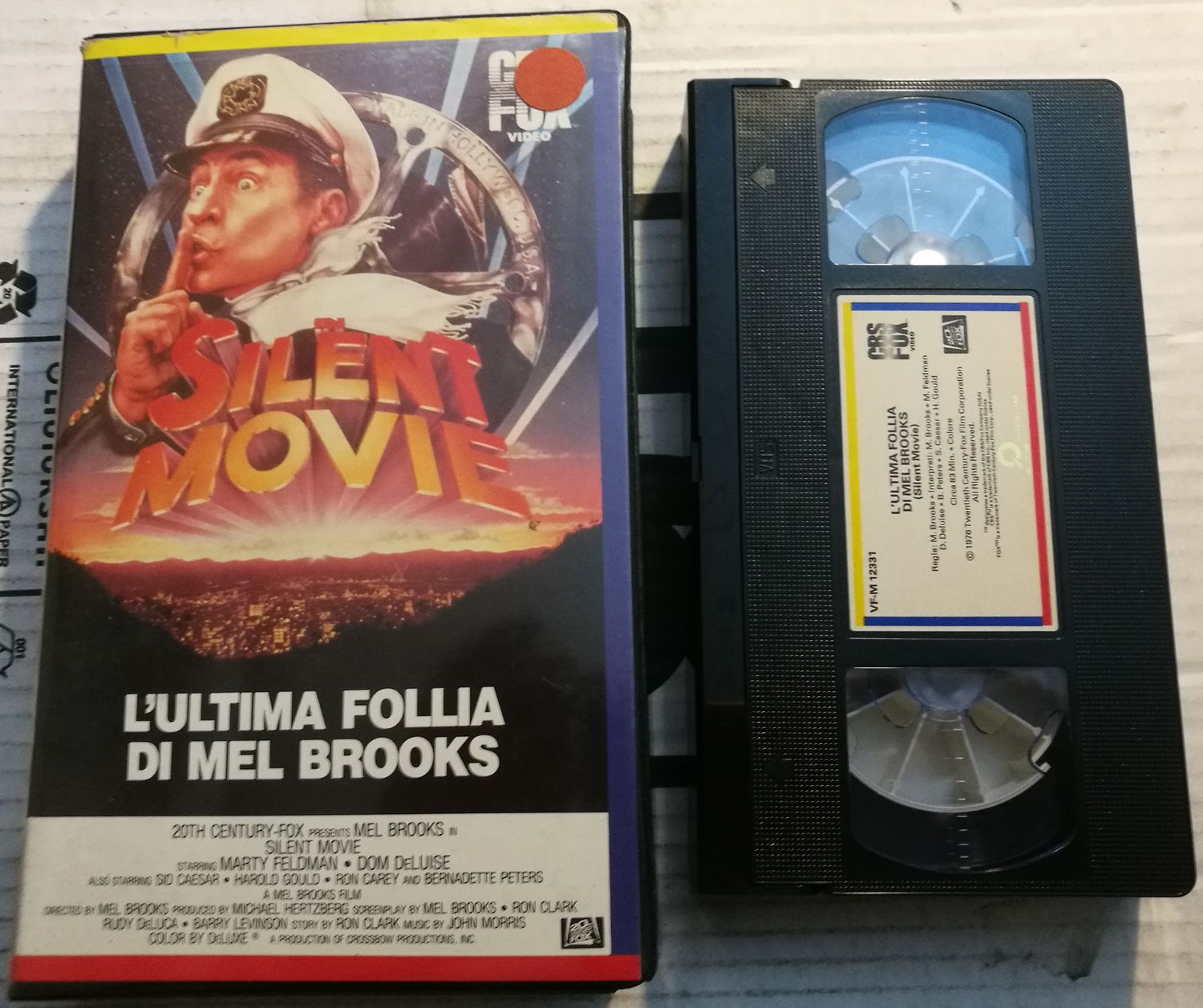 TeknoFilm - VHS – L'ULTIMA FOLLIA DI MEL BROOKS di Mel Brooks (1976) - CBS FOX TeknoFilm - VHS – L'ULTIMA FOLLIA DI MEL BROOKS di Mel Brooks (1976) - CBS FOX