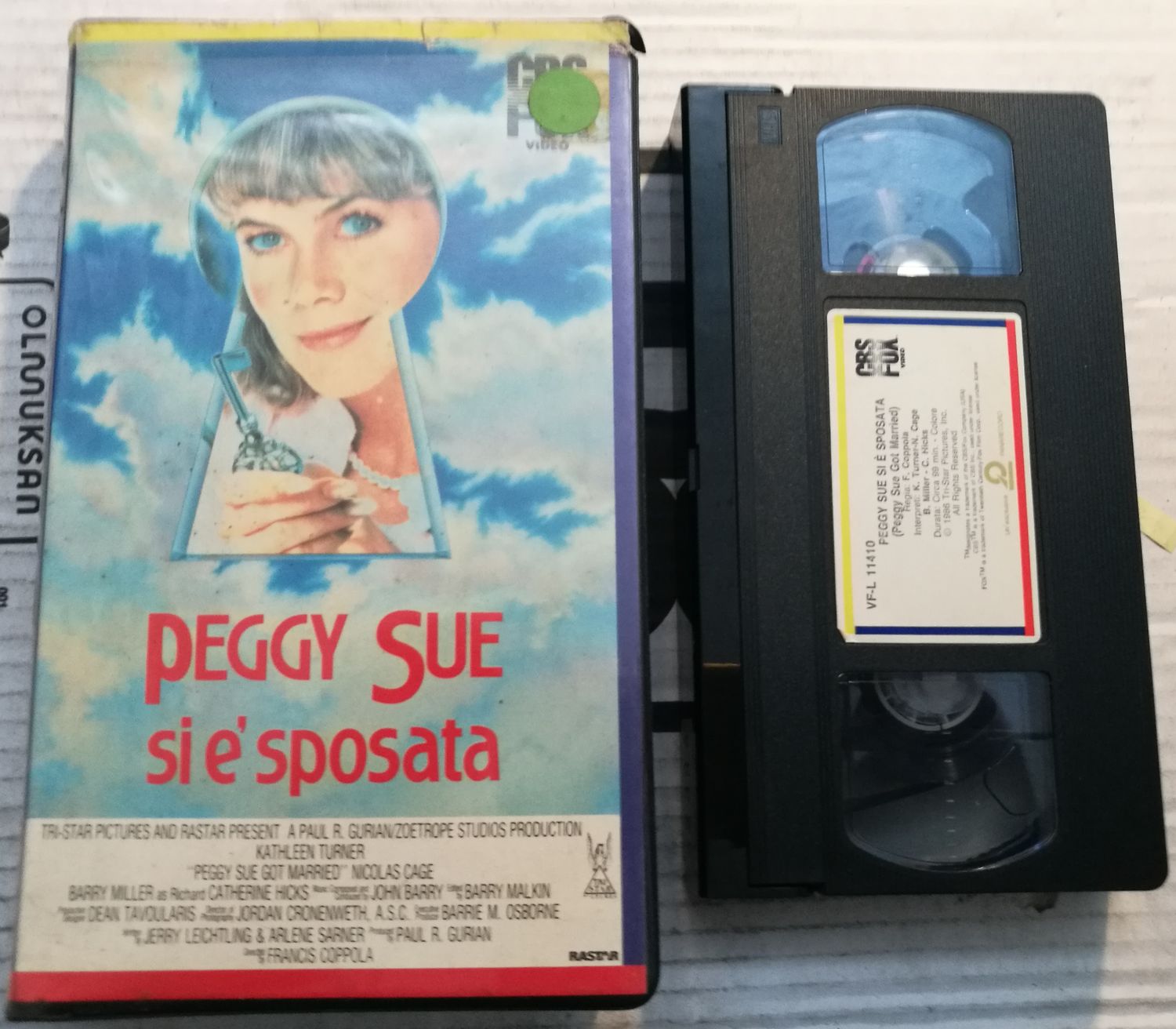 TeknoFilm - VHS – PEGGY SUE SI E' SPOSATA di Francis Ford Coppola (1986) - CBS FOX TeknoFilm - VHS – PEGGY SUE SI E' SPOSATA di Francis Ford Coppola (1986) - CBS FOX