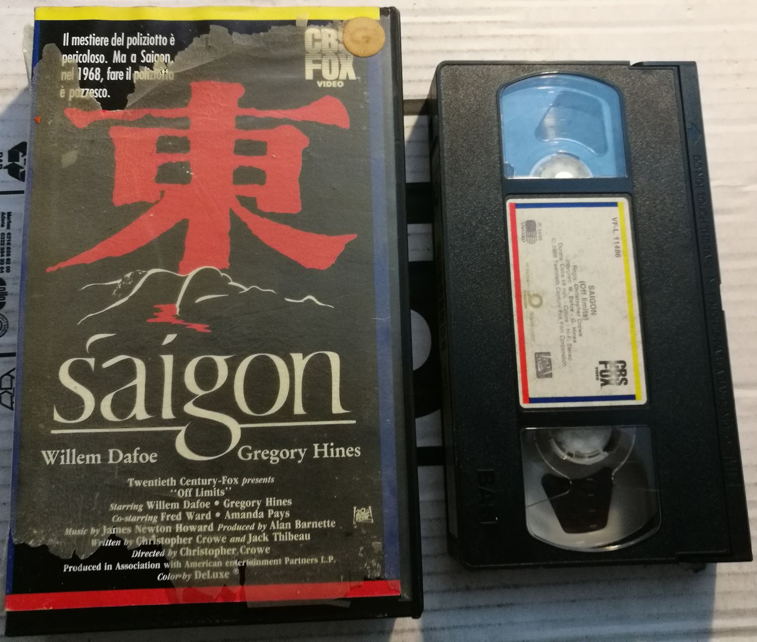 TeknoFilm - VHS – SAIGON di Christopher Crowe (1988) - CBS FOX TeknoFilm - VHS – SAIGON di Christopher Crowe (1988) - CBS FOX