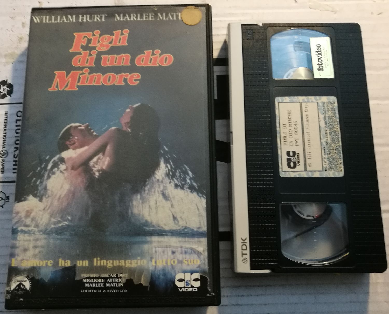 TeknoFilm - VHS – FIGLI DI UN DIO MINORE di Randa Haines (1986) - CIC TeknoFilm - VHS – FIGLI DI UN DIO MINORE di Randa Haines (1986) - CIC