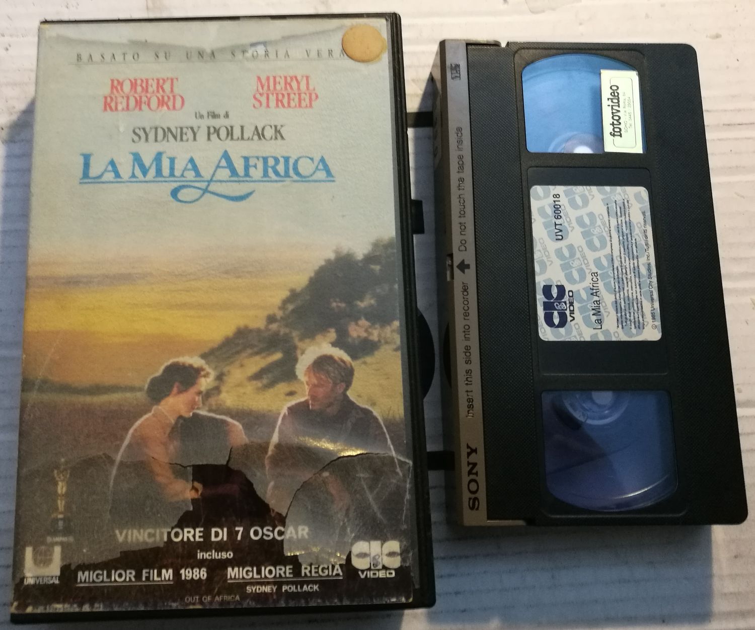 TeknoFilm - VHS – LA MIA AFRICA di Sydney Pollack (1985) - CIC TeknoFilm - VHS – LA MIA AFRICA di Sydney Pollack (1985) - CIC