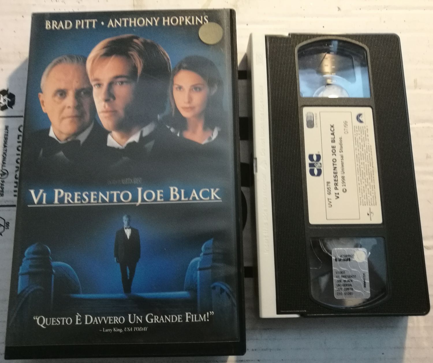 TeknoFilm - VHS – VI PRESENTO JOE BLACK di Martin Brest (1998) - CIC TeknoFilm - VHS – VI PRESENTO JOE BLACK di Martin Brest (1998) - CIC
