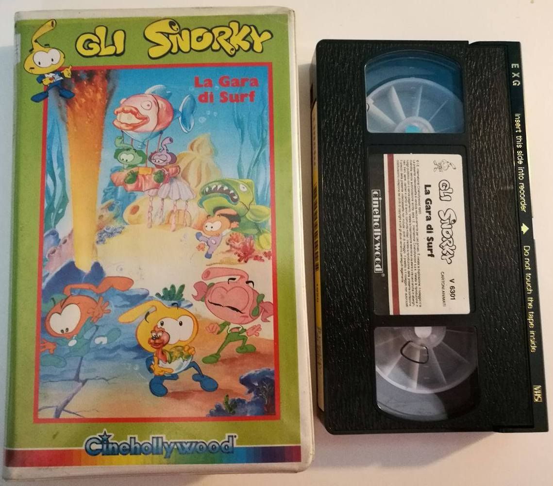 TeknoFilm - VHS – GLI SNORKY - LA GARA DI SURF (1984) - CINEHOLLYWOOD (INEDITO IN DVD) TeknoFilm - VHS – GLI SNORKY - LA GARA DI SURF (1984) - CINEHOLLYWOOD (INEDITO IN DVD)