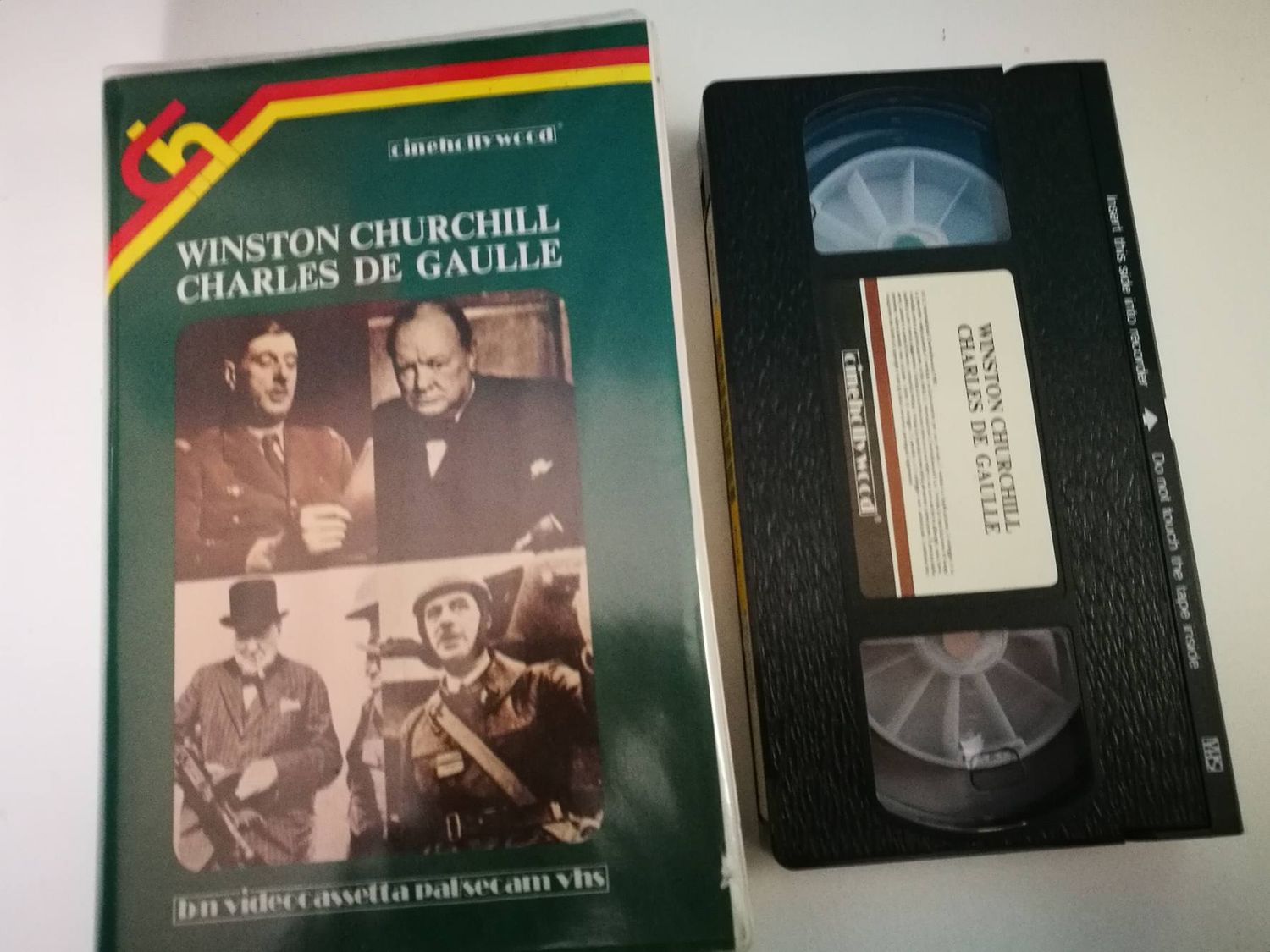 TeknoFilm - VHS – WINSTON CHURCHILL - CHARLES DE GAULLE (1986) - CINEHOLLYWOOD (INEDITO IN DVD) TeknoFilm - VHS – WINSTON CHURCHILL - CHARLES DE GAULLE (1986) - CINEHOLLYWOOD (INEDITO IN DVD)