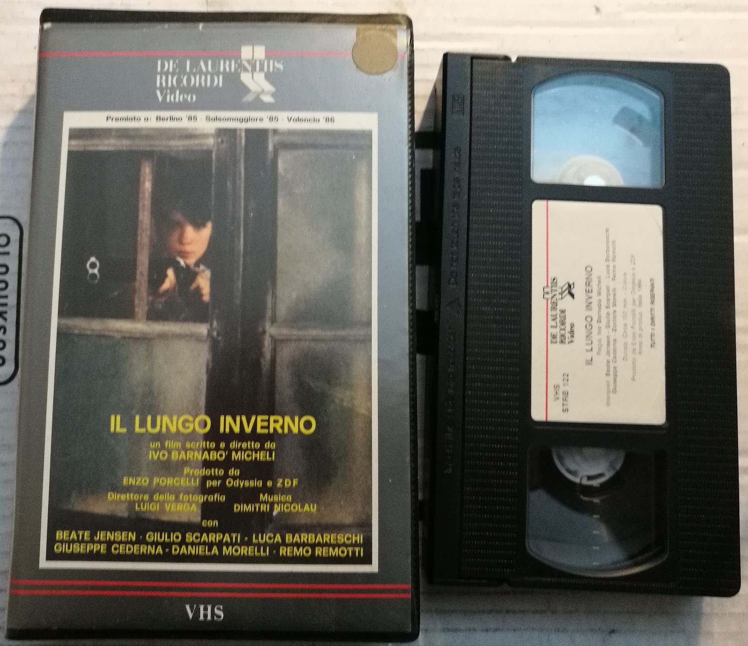 TeknoFilm - VHS – IL LUNGO INVERNO di Jaime Camino (1991) - DeLaurentis/RICORDI (INEDITO IN DVD) TeknoFilm - VHS – IL LUNGO INVERNO di Jaime Camino (1991) - DeLaurentis/RICORDI (INEDITO IN DVD)