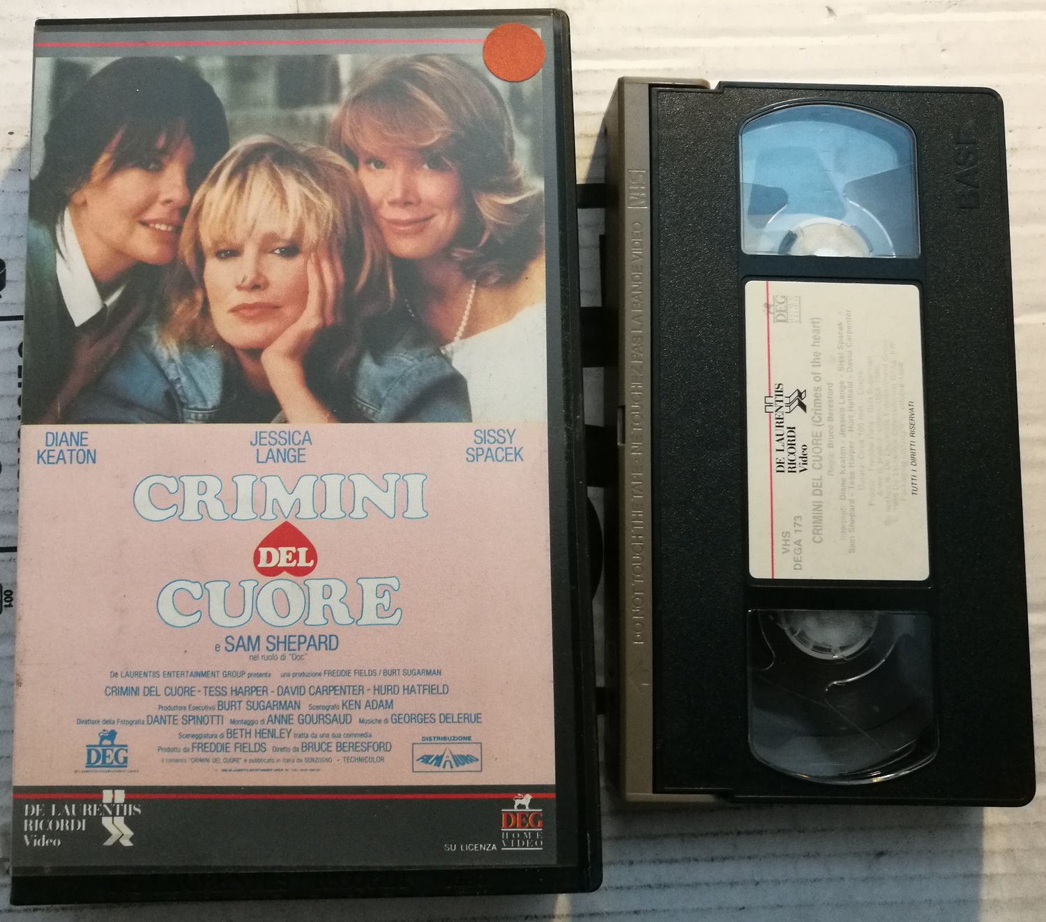 TeknoFilm - VHS – CRIMINI DEL CUORE di Bruce Beresford (1986) - DeLaurentis/RICORDI TeknoFilm - VHS – CRIMINI DEL CUORE di Bruce Beresford (1986) - DeLaurentis/RICORDI
