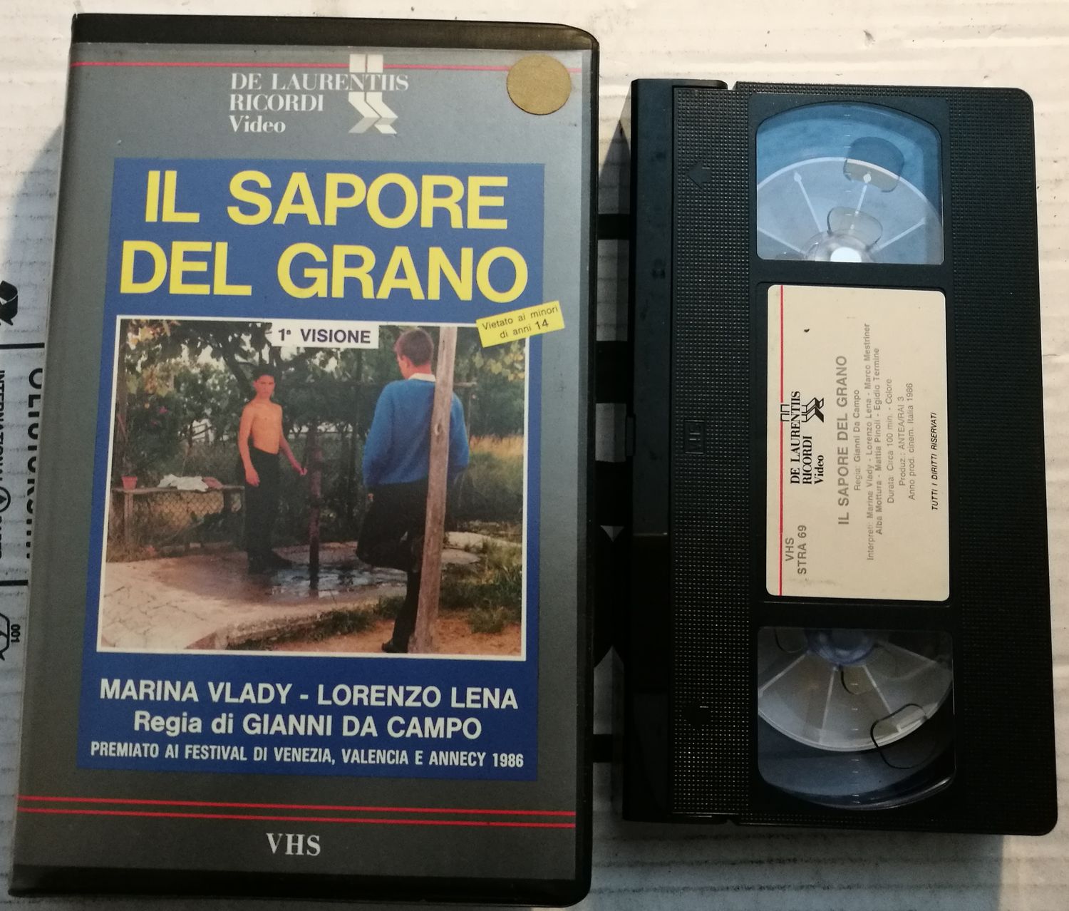 TeknoFilm - VHS – IL SAPORE DEL GRANO di Gianni Da Campo (1986) - DeLaurentis/RICORDI TeknoFilm - VHS – IL SAPORE DEL GRANO di Gianni Da Campo (1986) - DeLaurentis/RICORDI