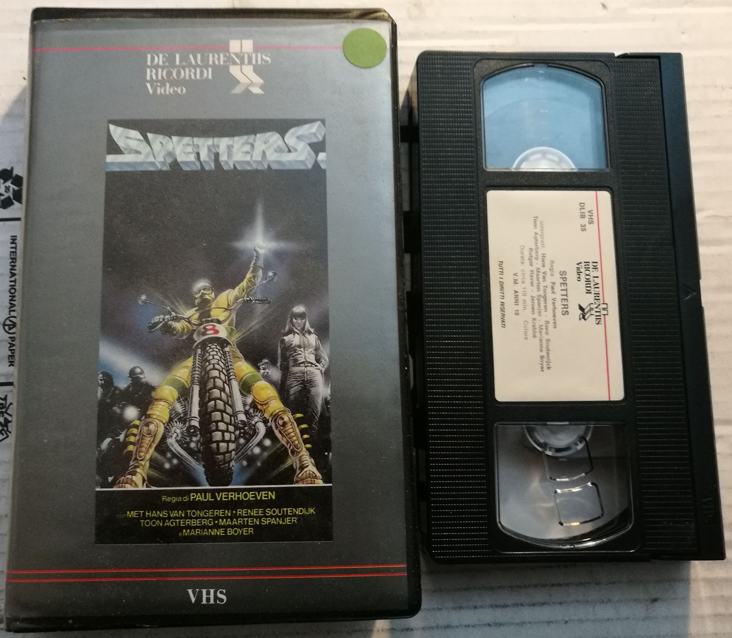 TeknoFilm - VHS – SPETTERS di Paul Verhoeven (1979) - DeLaurentis/RICORDI TeknoFilm - VHS – SPETTERS di Paul Verhoeven (1979) - DeLaurentis/RICORDI