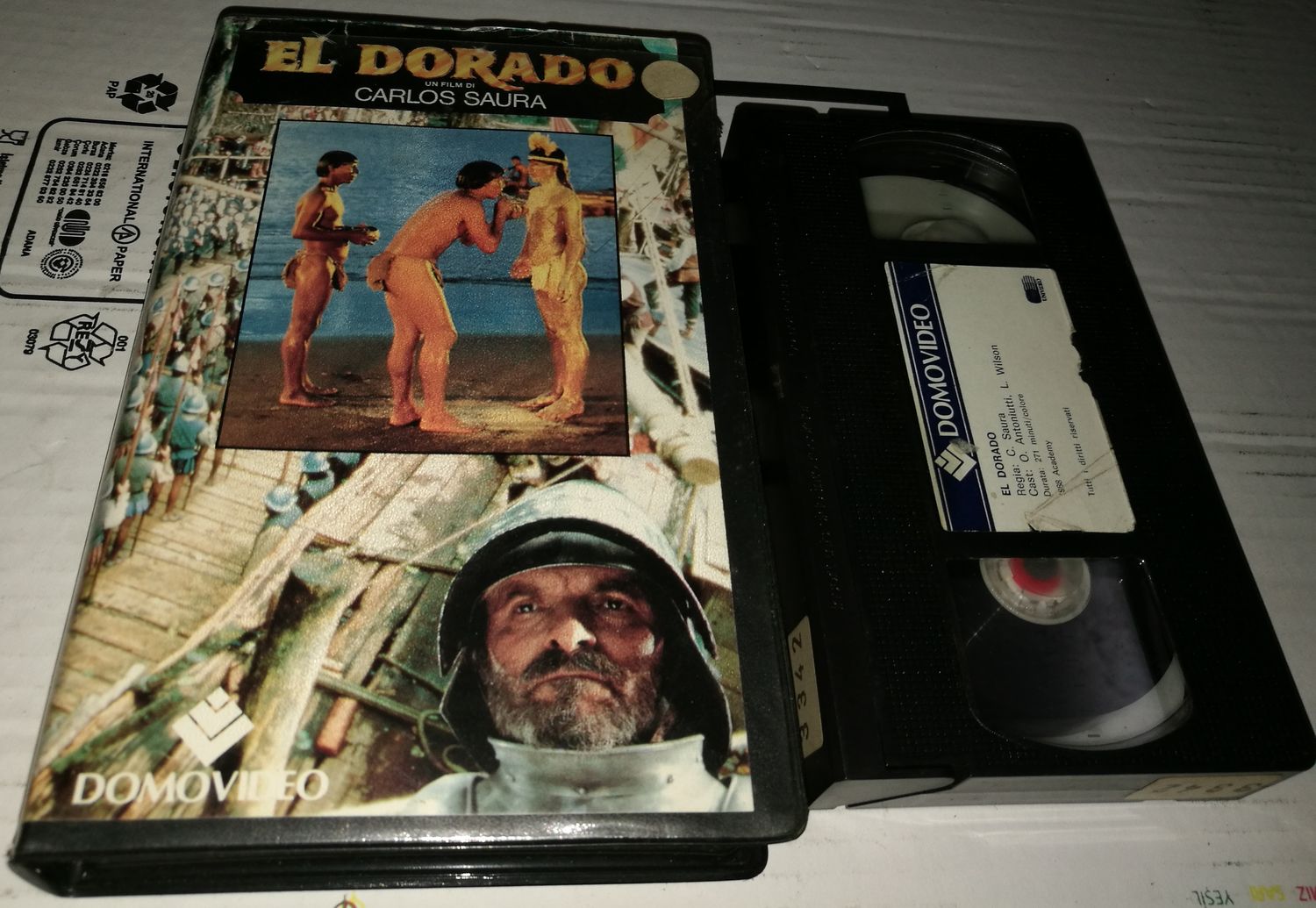 TeknoFilm - VHS – EL DORADO - A PESO D'ORO di Carlos Saura (1987) - DOMOVIDEO (INEDITO IN DVD) TeknoFilm - VHS – EL DORADO - A PESO D'ORO di Carlos Saura (1987) - DOMOVIDEO (INEDITO IN DVD)