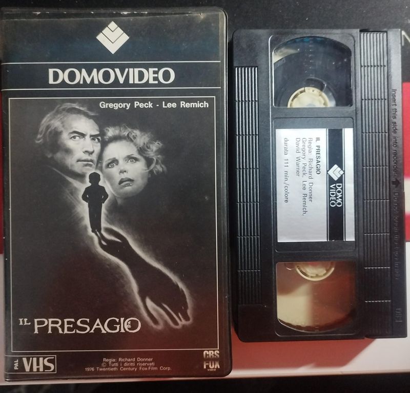 TeknoFilm - VHS – IL PRESAGIO di Richard Donner (1976) - DOMOVIDEO TeknoFilm - VHS – IL PRESAGIO di Richard Donner (1976) - DOMOVIDEO