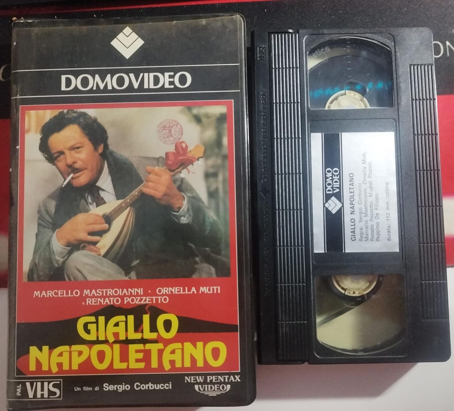TeknoFilm - VHS – GIALLO NAPOLETANO di Sergio Corbucci (1979) - DOMOVIDEO TeknoFilm - VHS – GIALLO NAPOLETANO di Sergio Corbucci (1979) - DOMOVIDEO
