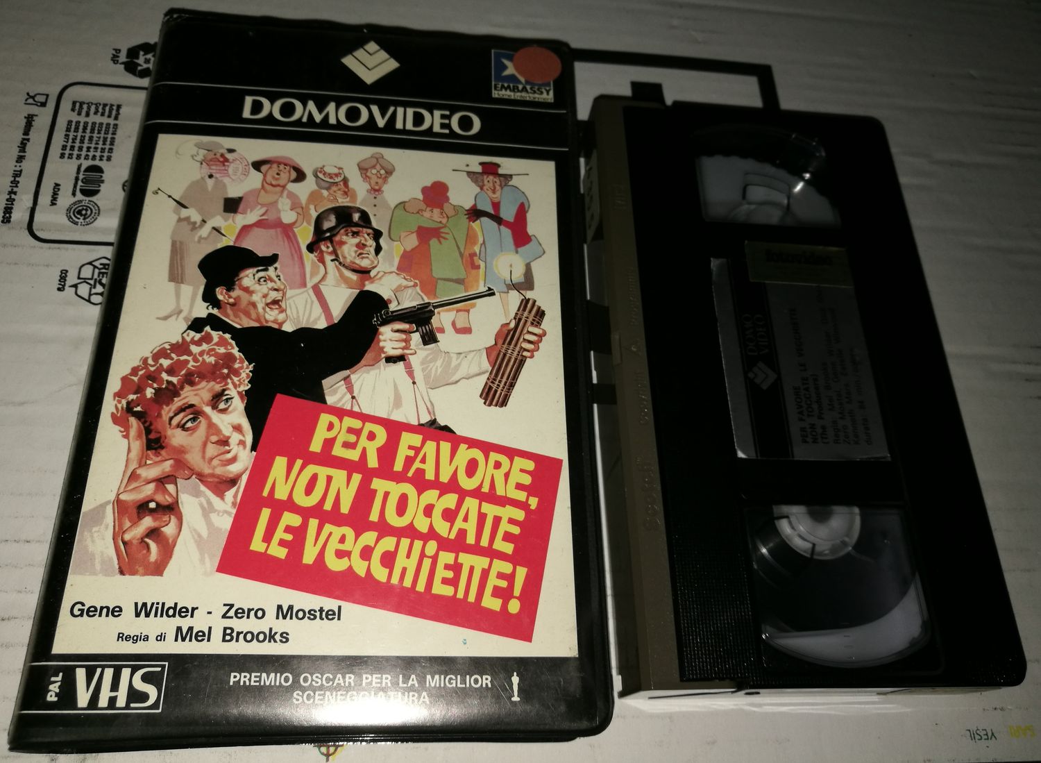 TeknoFilm - VHS – PER FAVORE NON TOCCATE LE VECCHIETTE di Mel Brooks (1968) - DOMOVIDEO TeknoFilm - VHS – PER FAVORE NON TOCCATE LE VECCHIETTE di Mel Brooks (1968) - DOMOVIDEO