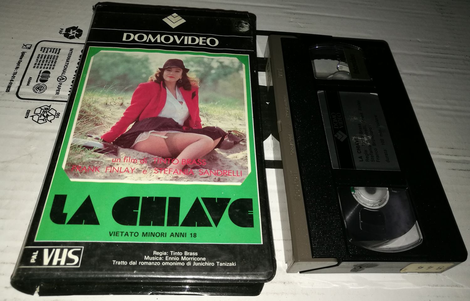 TeknoFilm - VHS – LA CHIAVE di Tinto Brass (1983) - DOMOVIDEO TeknoFilm - VHS – LA CHIAVE di Tinto Brass (1983) - DOMOVIDEO