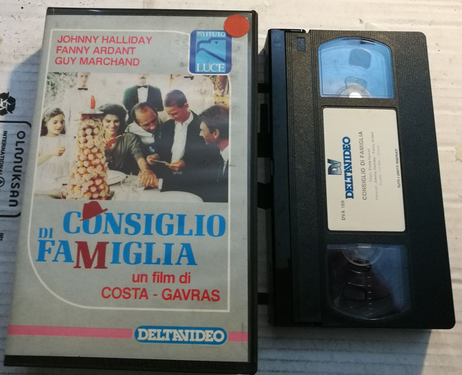 TeknoFilm - VHS – CONSIGLIO DI FAMIGLIA di Constantin Costa-Gavras (1985) - DELTAVIDEO TeknoFilm - VHS – CONSIGLIO DI FAMIGLIA di Constantin Costa-Gavras (1985) - DELTAVIDEO