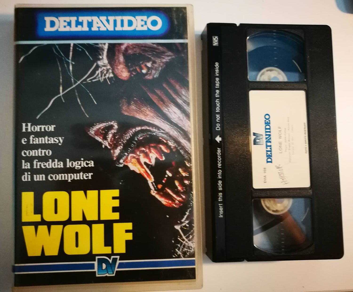 TeknoFilm - VHS – LONE WOLF di John Callas (1987) - DELTAVIDEO (INEDITO IN DVD) TeknoFilm - VHS – LONE WOLF di John Callas (1987) - DELTAVIDEO (INEDITO IN DVD)