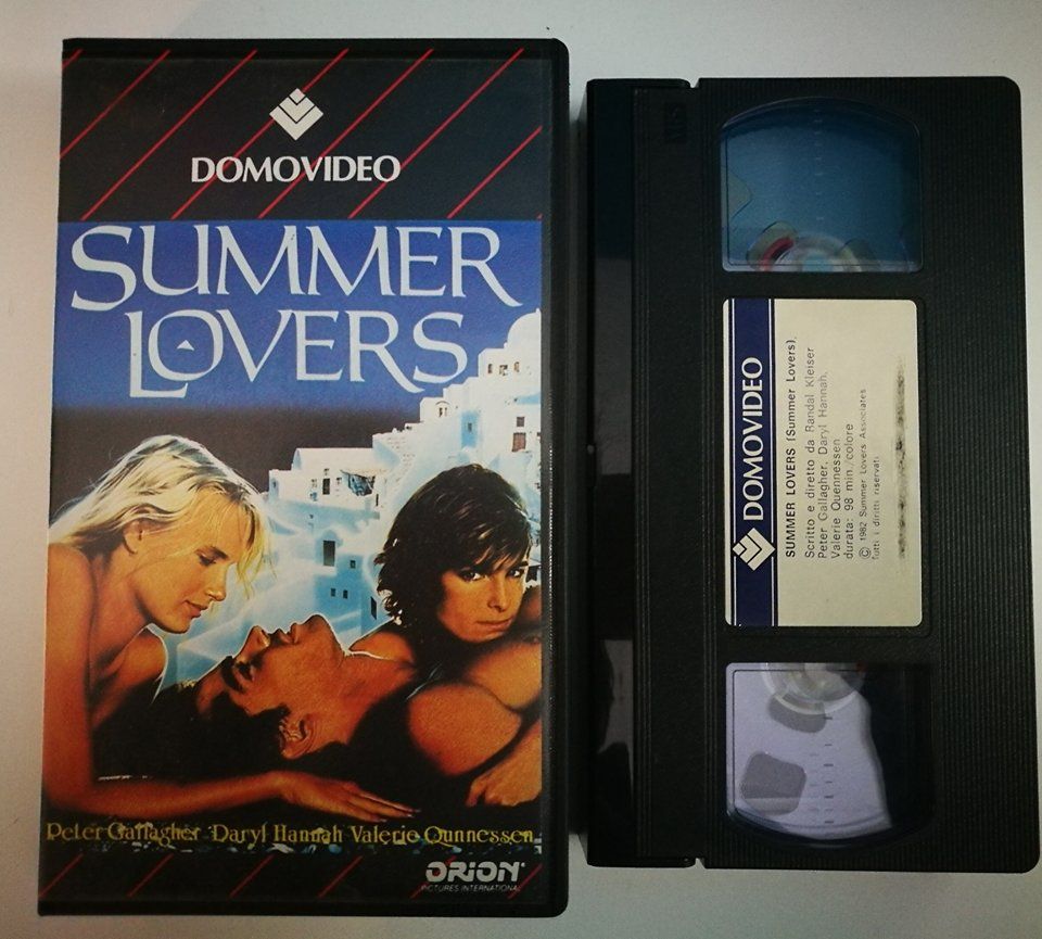 TeknoFilm - VHS – SUMMER LOVERS di Randal Kleiser (1982) - DOMOVIDEO (INEDITO IN DVD) TeknoFilm - VHS – SUMMER LOVERS di Randal Kleiser (1982) - DOMOVIDEO (INEDITO IN DVD)