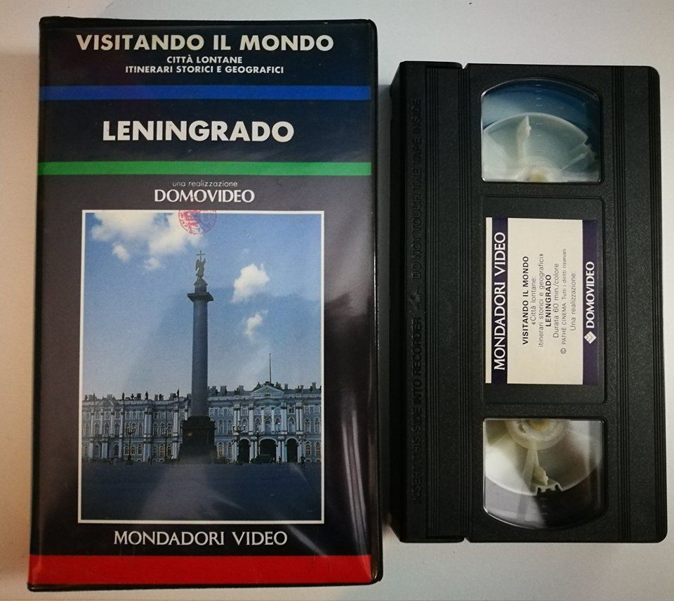 TeknoFilm - VHS – VISITANDO IL MONDO - LENINGRADO di A.A.V.V. (1988) - DOMOVIDEO (INEDITO IN DVD) TeknoFilm - VHS – VISITANDO IL MONDO - LENINGRADO di A.A.V.V. (1988) - DOMOVIDEO (INEDITO IN DVD)