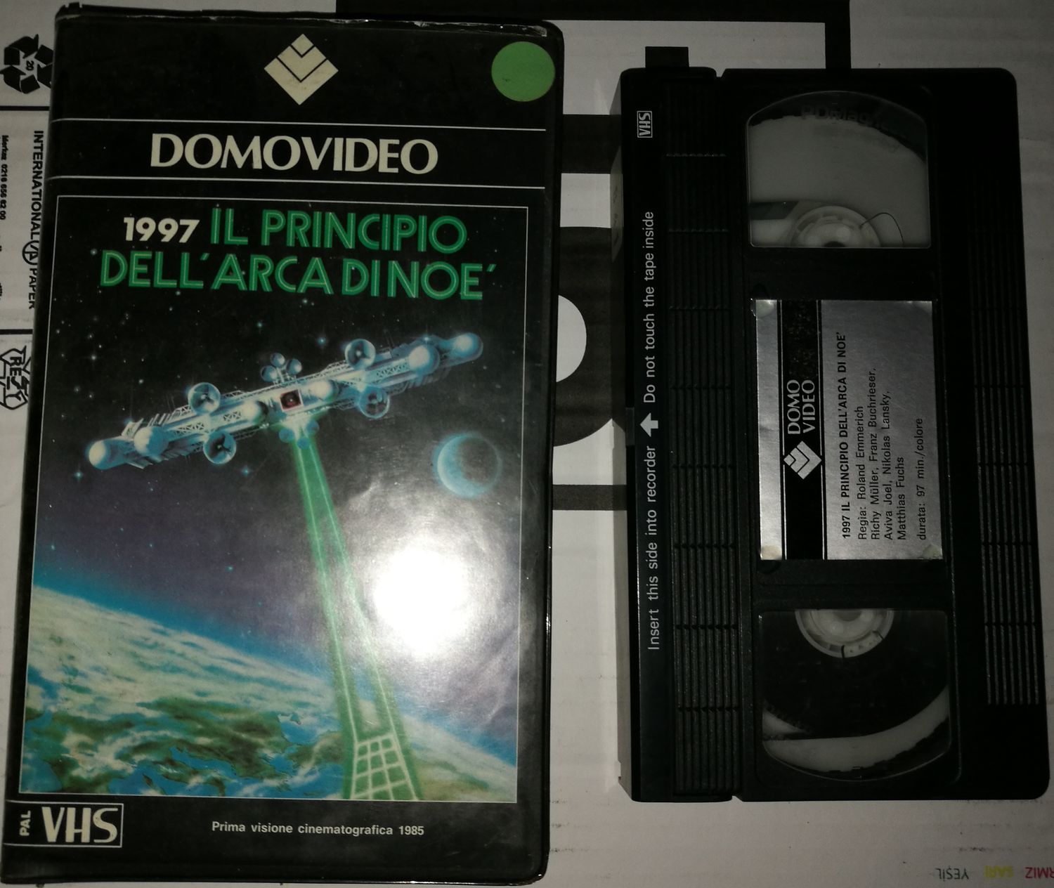 TeknoFilm - VHS – 1997 IL PRINCIPIO DELL'ARCA DI NOE' di Roland Emmerich (1983) - DOMOVIDEO (INEDITO IN DVD) TeknoFilm - VHS – 1997 IL PRINCIPIO DELL'ARCA DI NOE' di Roland Emmerich (1983) - DOMOVIDEO (INEDITO IN DVD)