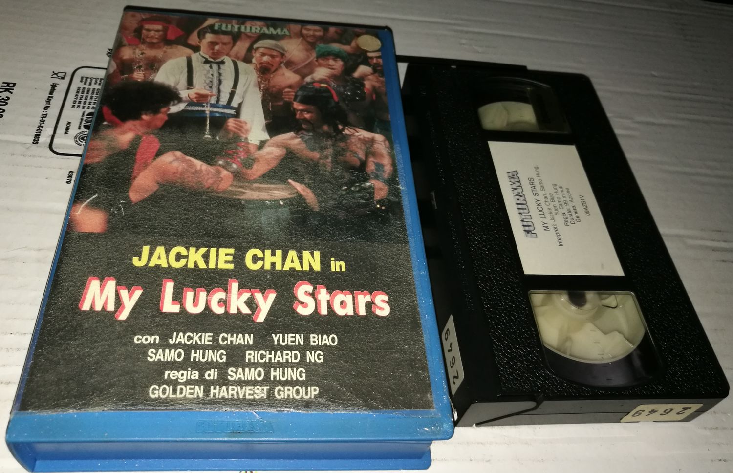 TeknoFilm - VHS – MY LUCKY STARS di Sammo Hung Kam-Bo (1985) - FUTURAMA (INEDITO IN DVD) TeknoFilm - VHS – MY LUCKY STARS di Sammo Hung Kam-Bo (1985) - FUTURAMA (INEDITO IN DVD)