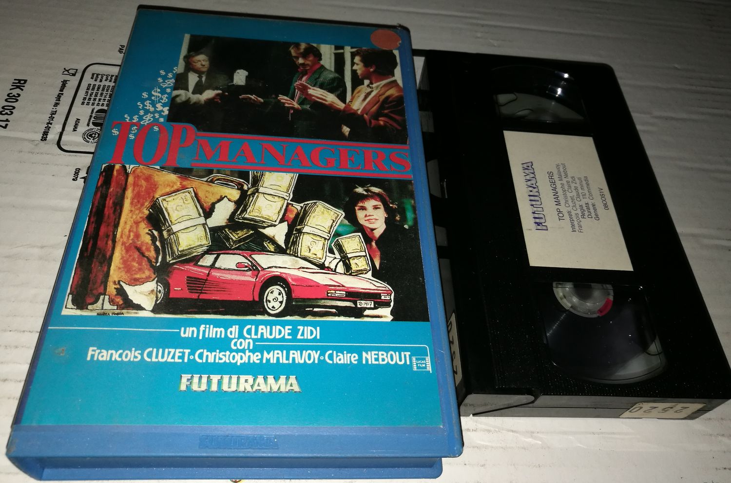 TeknoFilm - VHS – TOP MANAGERS di Claude Zidi (1986) - FUTURAMA (INEDITO IN DVD) TeknoFilm - VHS – TOP MANAGERS di Claude Zidi (1986) - FUTURAMA (INEDITO IN DVD)