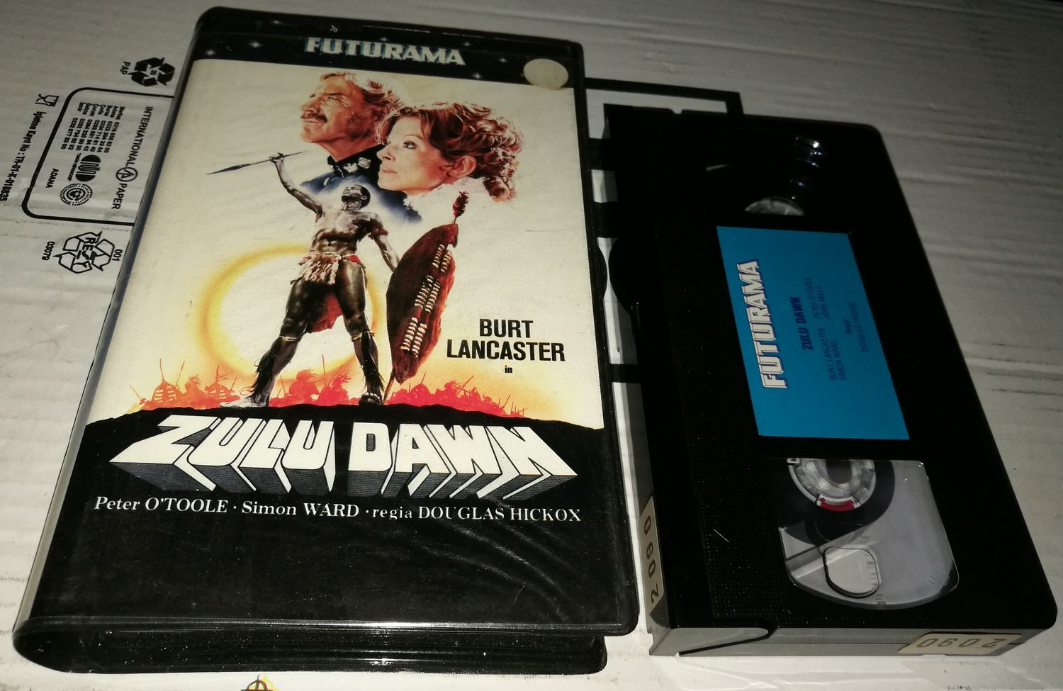 TeknoFilm - VHS – ZULU DAWN di Douglas Hickox (1979) - FUTURAMA TeknoFilm - VHS – ZULU DAWN di Douglas Hickox (1979) - FUTURAMA