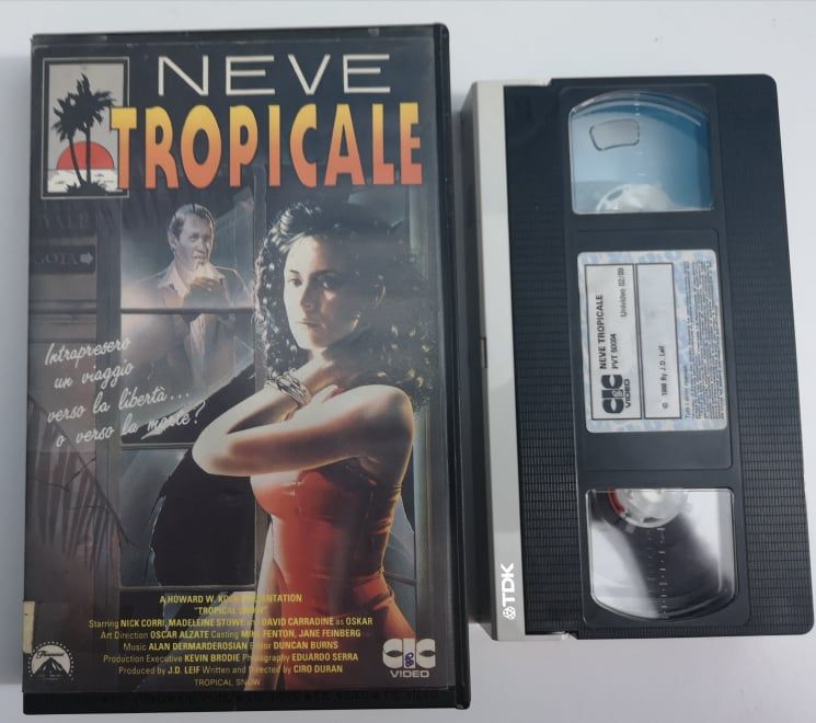 TeknoFilm - VHS – NEVE TROPICALE di Madeleine Stowe (1988) - CIC (INEDITO IN DVD) TeknoFilm - VHS – NEVE TROPICALE di Madeleine Stowe (1988) - CIC (INEDITO IN DVD)