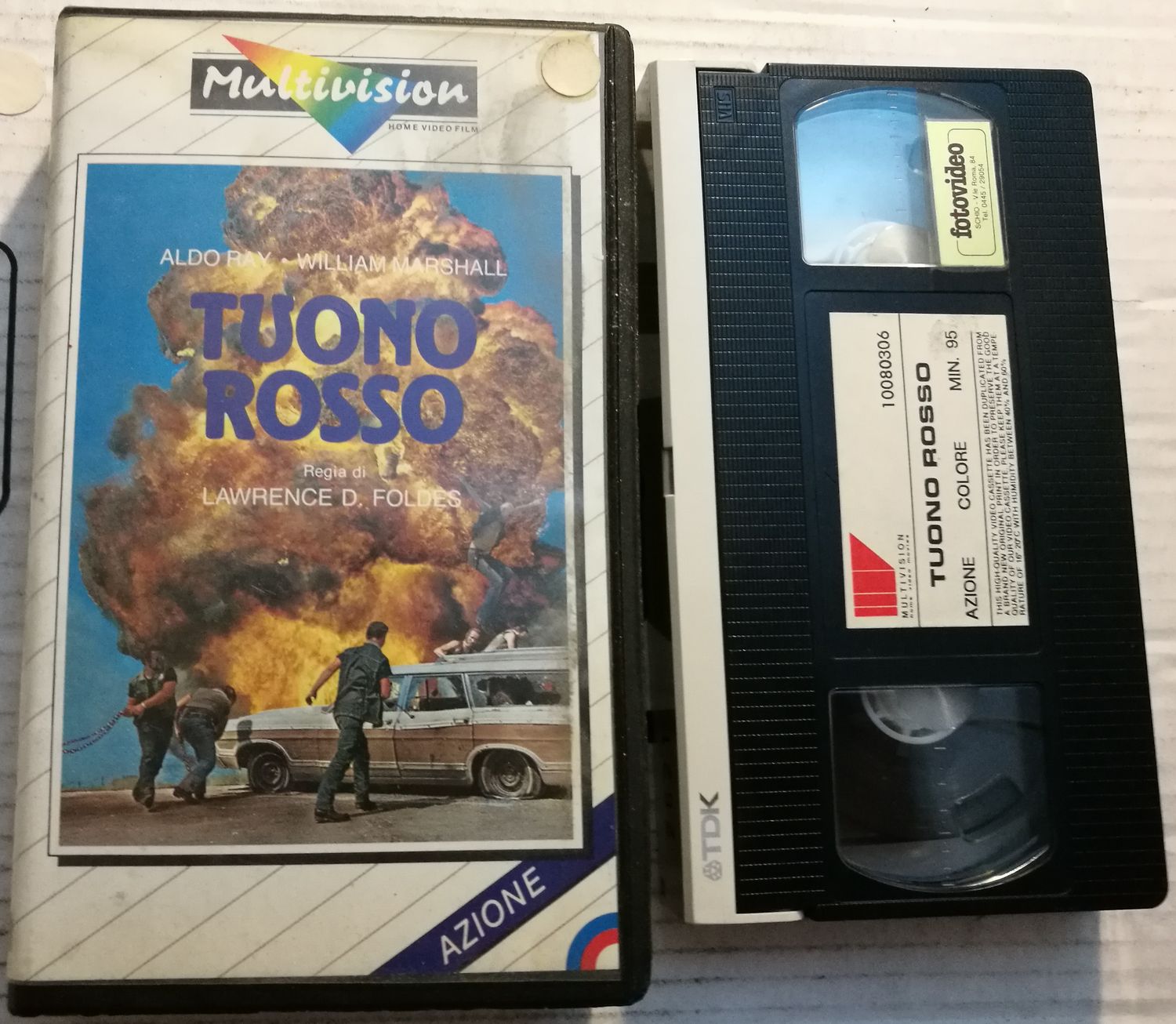TeknoFilm – VHS – TUONO ROSSO di Lawrence David Foldes (1982) - MULTIVISION (INEDITO IN DVD) TeknoFilm – VHS – TUONO ROSSO di Lawrence David Foldes (1982) - MULTIVISION (INEDITO IN DVD)
