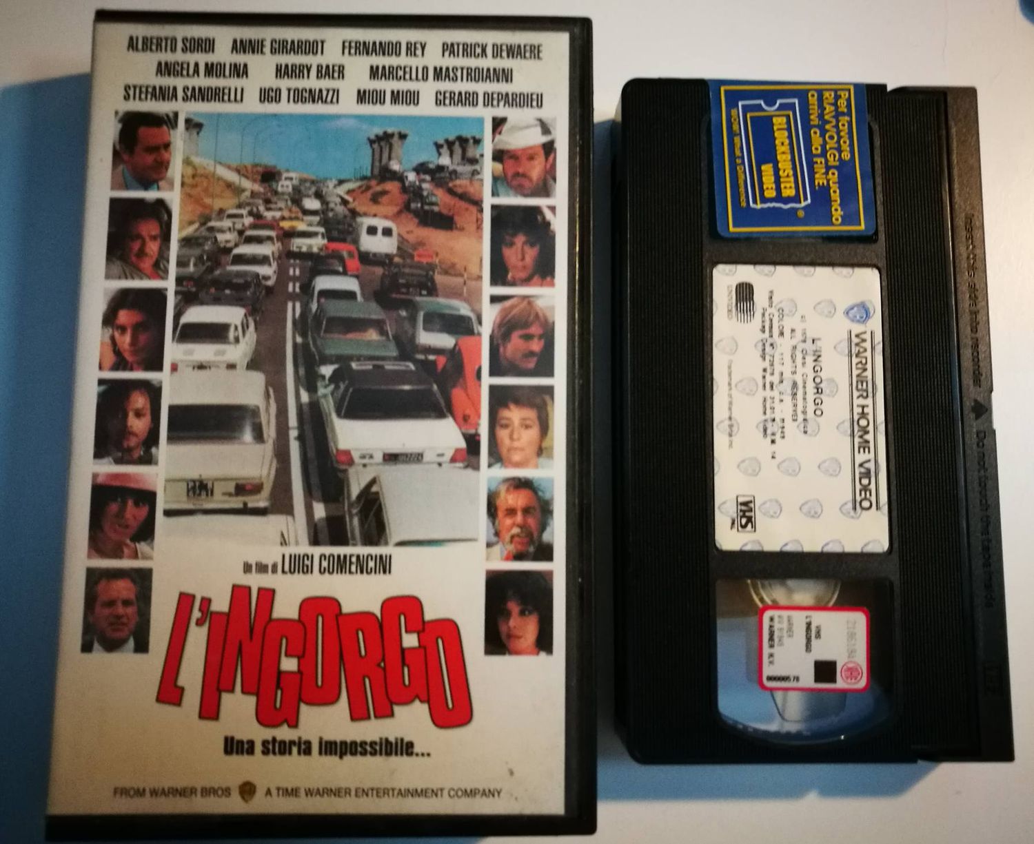 TeknoFilm – VHS – L'INGORGO di Luigi Comencini (1978) - WARNER BROS TeknoFilm – VHS – L'INGORGO di Luigi Comencini (1978) - WARNER BROS