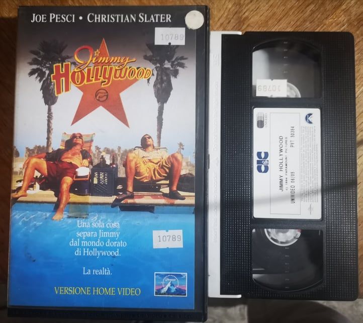 TeknoFilm - VHS – JIMMY HOLLYWOOD di Barry Levinson (1994) - CIC (INEDITO IN DVD) TeknoFilm - VHS – JIMMY HOLLYWOOD di Barry Levinson (1994) - CIC (INEDITO IN DVD)