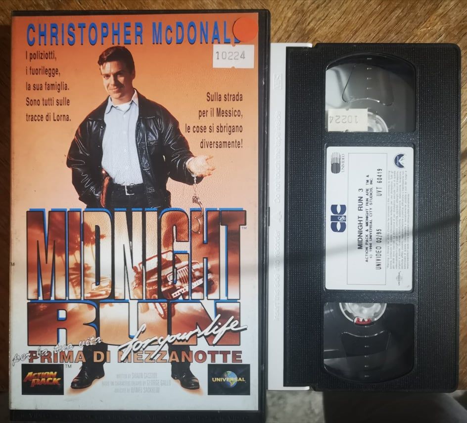 TeknoFilm - VHS – MIDNIGHT RUN FOR YOUR LIFE - PRIMA DI MEZZANOTTE...PER LA TUA VITA di Daniel Sackheim (1994) - CIC (INEDITO IN DVD) TeknoFilm - VHS – MIDNIGHT RUN FOR YOUR LIFE - PRIMA DI MEZZANOTTE...PER LA TUA VITA di Daniel Sackheim (1994) - CIC (INEDITO IN DVD)