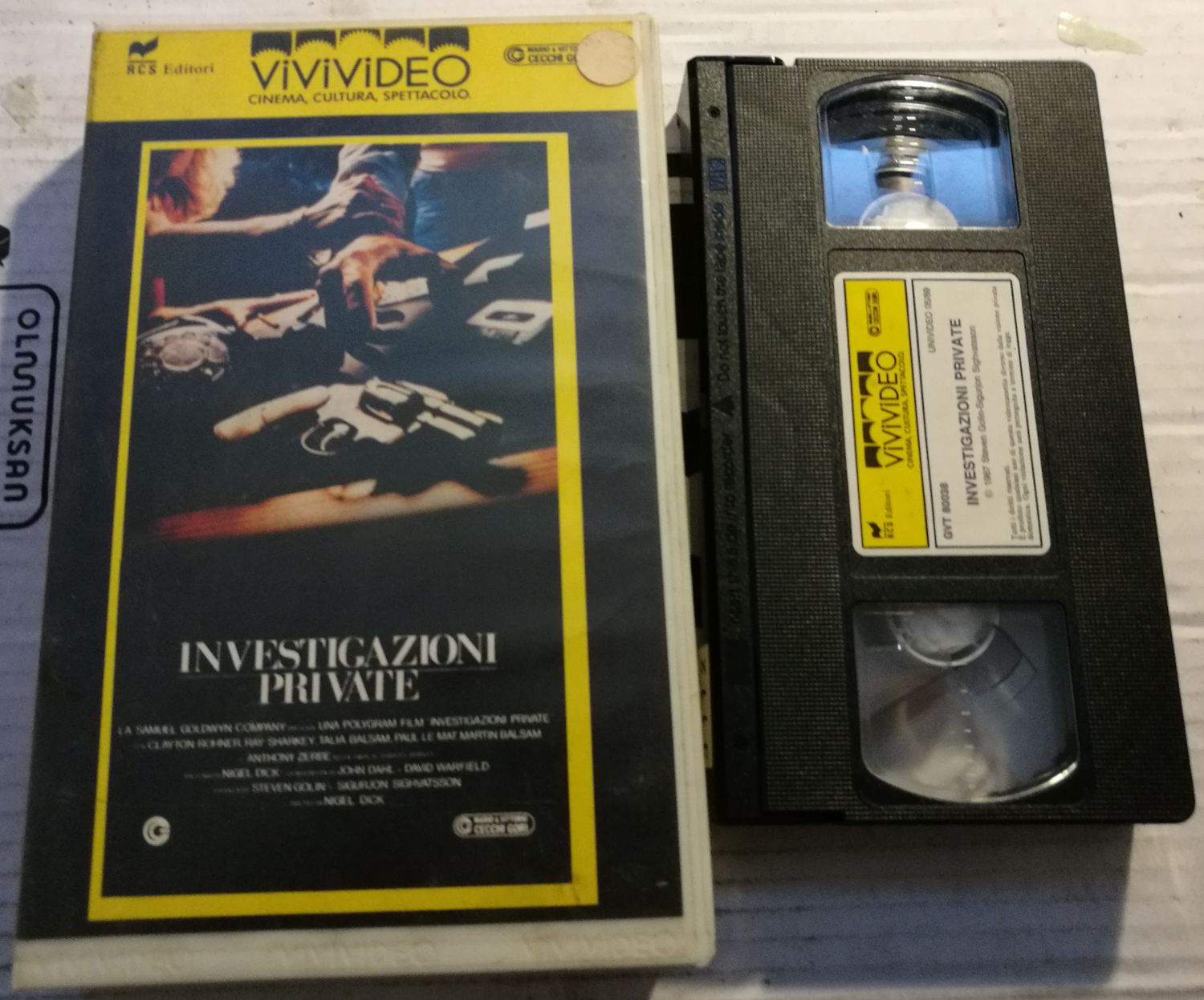 TeknoFilm – VHS – INVESTIGAZIONI PRIVATE di Nigel Dick (1987) - VIVIVIDEO (INEDITO IN DVD) TeknoFilm – VHS – INVESTIGAZIONI PRIVATE di Nigel Dick (1987) - VIVIVIDEO (INEDITO IN DVD)