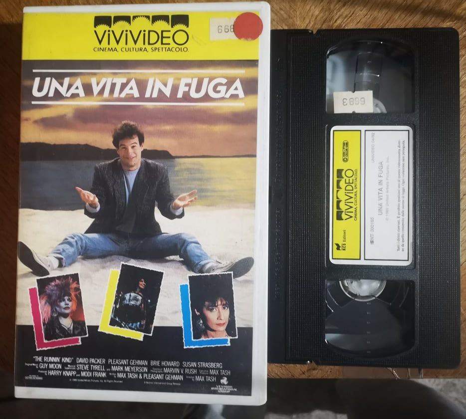 TeknoFilm – VHS – UNA VITA IN FUGA di Max Tash (1989) - VIVIVIDEO (INEDITO IN DVD) TeknoFilm – VHS – UNA VITA IN FUGA di Max Tash (1989) - VIVIVIDEO (INEDITO IN DVD)
