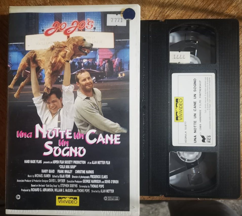 TeknoFilm – VHS – UNA NOTTE, UN CANE, UN SOGNO di Alan Metter (1990) - VIVIVIDEO (INEDITO IN DVD) TeknoFilm – VHS – UNA NOTTE, UN CANE, UN SOGNO di Alan Metter (1990) - VIVIVIDEO (INEDITO IN DVD)