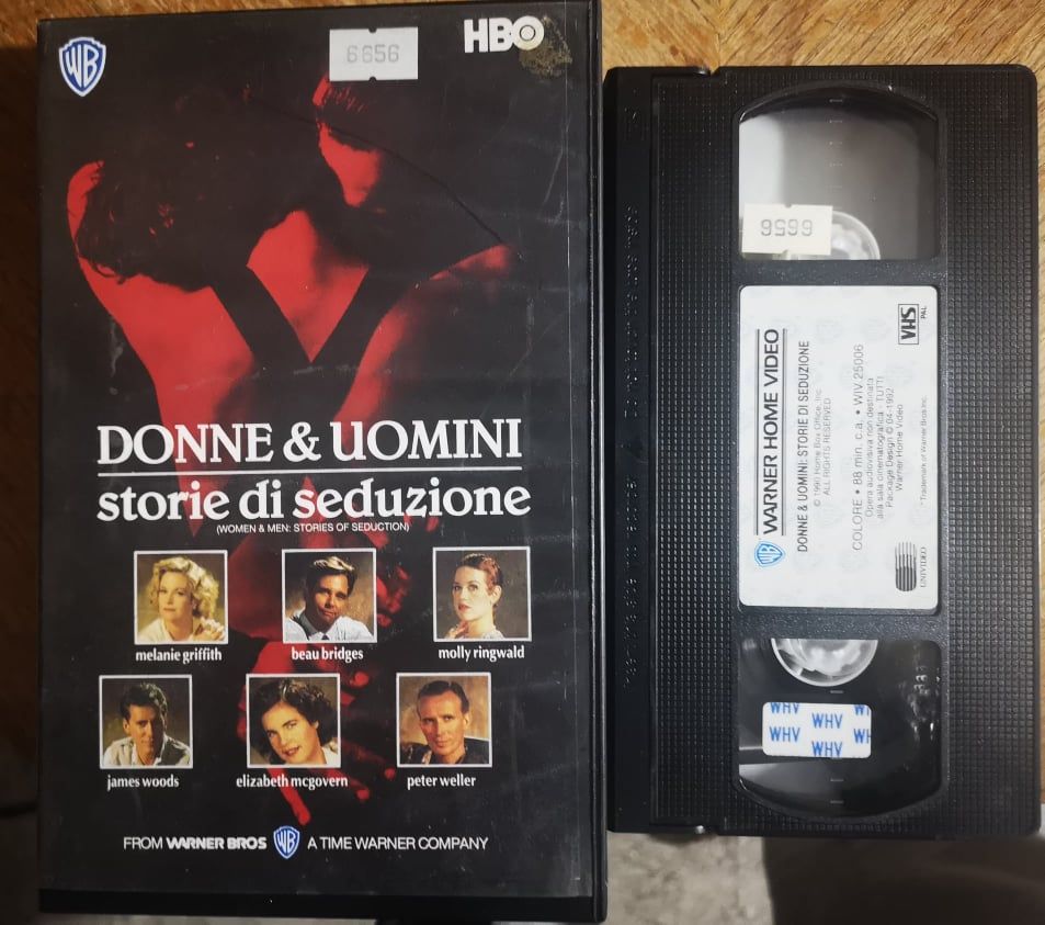 TeknoFilm – VHS – DONNE E UOMINI - STORIE DI SEDUZIONE di Ken Russell, Tony Richardson, Frederic Raphael (1990) - WARNER BROS (INEDITO IN DVD) TeknoFilm – VHS – DONNE E UOMINI - STORIE DI SEDUZIONE di Ken Russell, Tony Richardson, Frederic Raphael (1990) - WARNER BROS (INEDITO IN DVD)