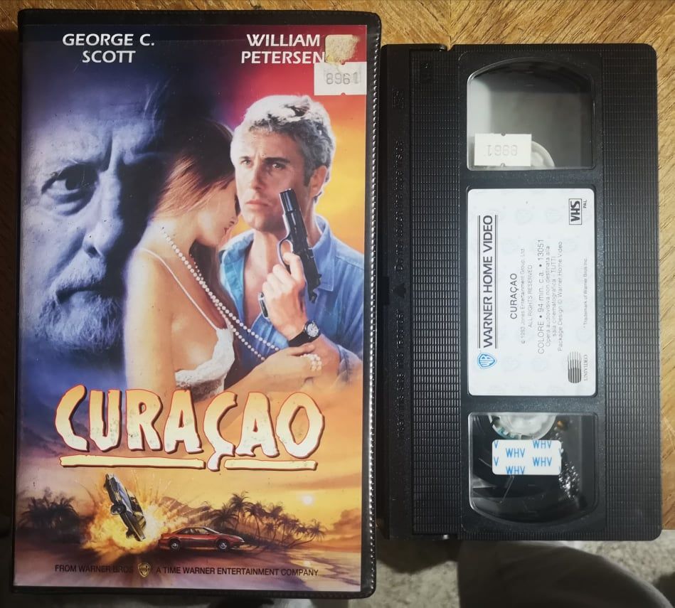 TeknoFilm – VHS – CURACAO di Carl Schultz (1993) - WARNER BROS (INEDITO IN DVD) TeknoFilm – VHS – CURACAO di Carl Schultz (1993) - WARNER BROS (INEDITO IN DVD)