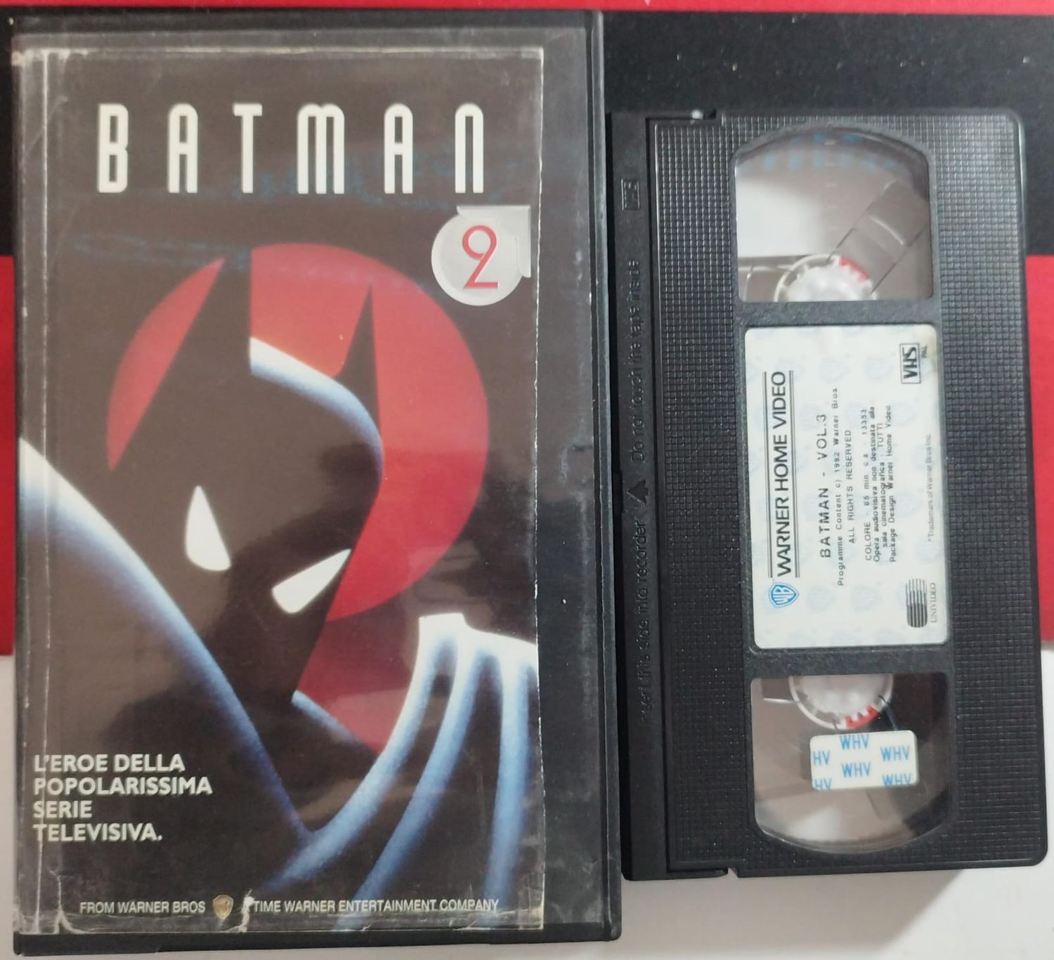 TeknoFilm – VHS – BATMAN Volume 2 (3 Episodi) - (1992) - WARNER BROS (INEDITO IN DVD) TeknoFilm – VHS – BATMAN Volume 2 (3 Episodi) - (1992) - WARNER BROS (INEDITO IN DVD)