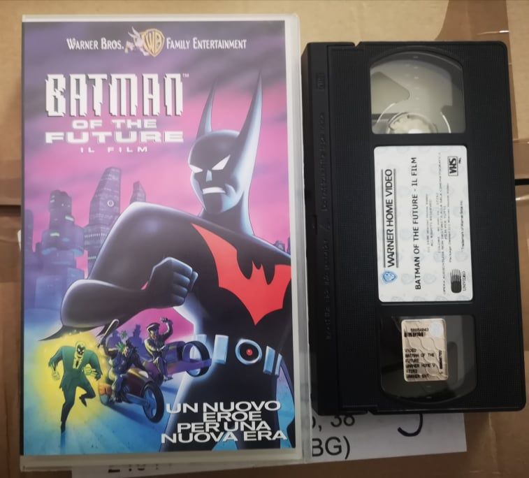 TeknoFilm – VHS – BATMAN OF THE FUTURE - IL RITORNO DEL JOKER di Curt Gedda (2000) - WARNER BROS (INEDITO IN DVD) TeknoFilm – VHS – BATMAN OF THE FUTURE - IL RITORNO DEL JOKER di Curt Gedda (2000) - WARNER BROS (INEDITO IN DVD)