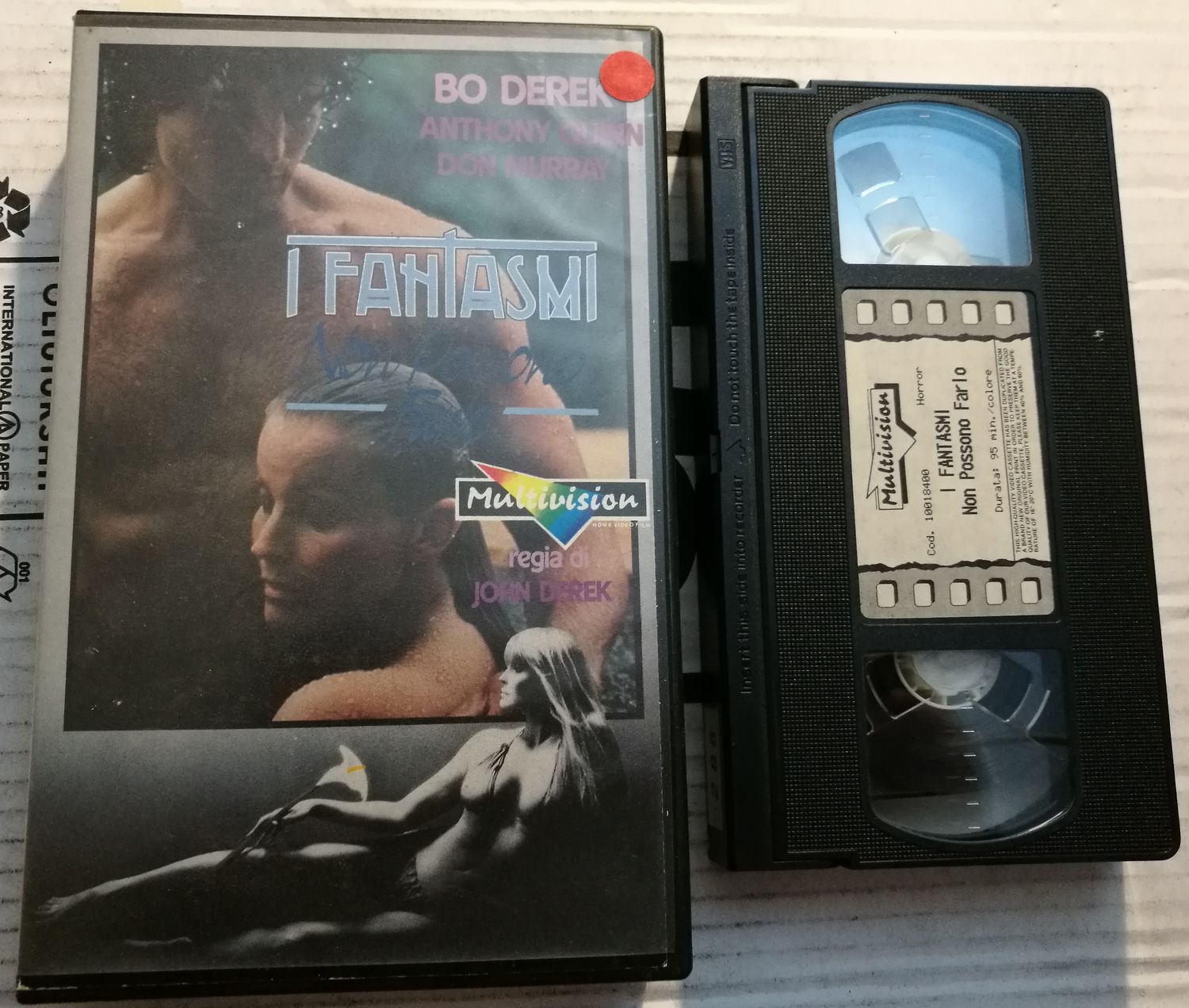 TeknoFilm – VHS – I FANTASMI NON POSSONO FARLO di John Derek (1989) - MULTIVISION (INEDITO IN DVD) TeknoFilm – VHS – I FANTASMI NON POSSONO FARLO di John Derek (1989) - MULTIVISION (INEDITO IN DVD)