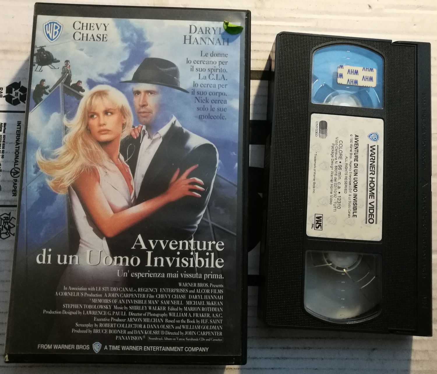 TeknoFilm – VHS – AVVENTURE DI UN UOMO INVISIBILE di John Carpenter (1992) - WARNER BROS TeknoFilm – VHS – AVVENTURE DI UN UOMO INVISIBILE di John Carpenter (1992) - WARNER BROS