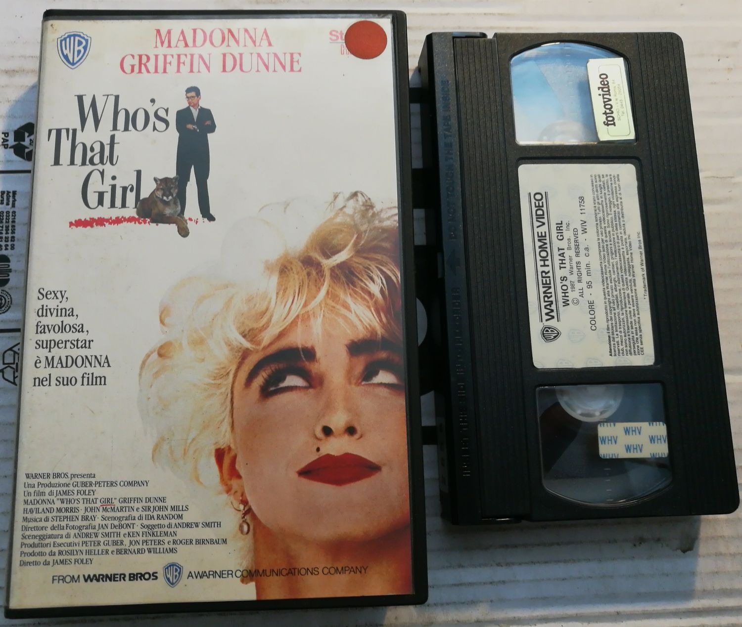 TeknoFilm – VHS – WHO'S THAT GIRL di James Foley (1987) - WARNER BROS TeknoFilm – VHS – WHO'S THAT GIRL di James Foley (1987) - WARNER BROS