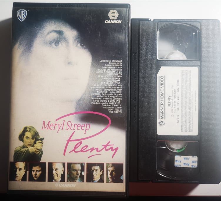 TeknoFilm – VHS – PLENTY di Fred Schepisi (1985) - WARNER BROS TeknoFilm – VHS – PLENTY di Fred Schepisi (1985) - WARNER BROS
