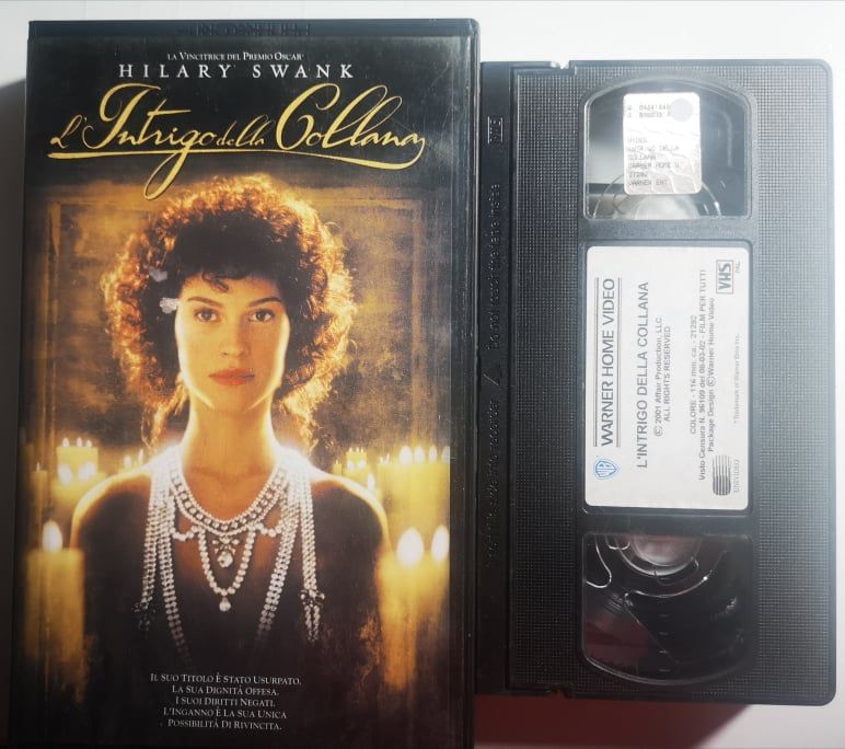 TeknoFilm – VHS – L'INTRIGO DELLA COLLANA di Charles Shyer (2001) - WARNER BROS TeknoFilm – VHS – L'INTRIGO DELLA COLLANA di Charles Shyer (2001) - WARNER BROS
